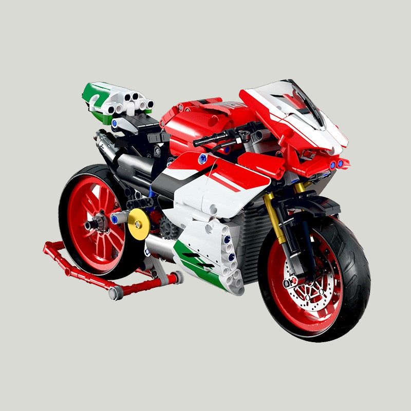 Ducati Panigale V4 R - brickedbuilds